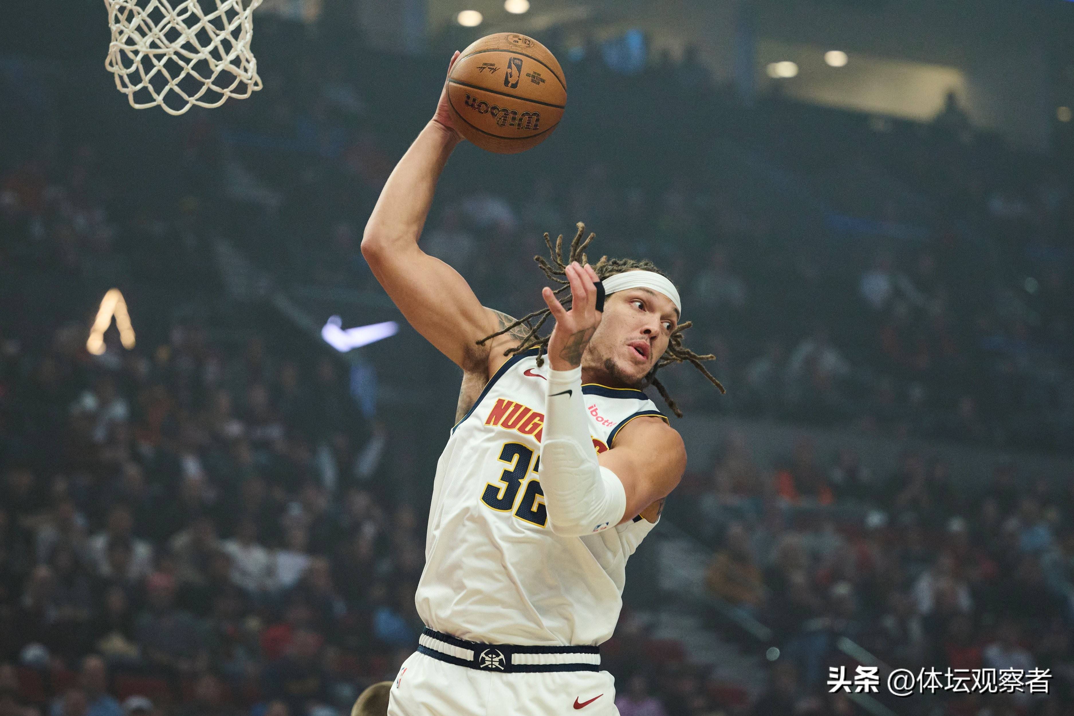 九游体育下载-太狠了！穆雷在法国队比赛中爆冷斯图加特扳平良机备战NBA总决赛，杜兰特连续十二场比赛得分超过出色防守